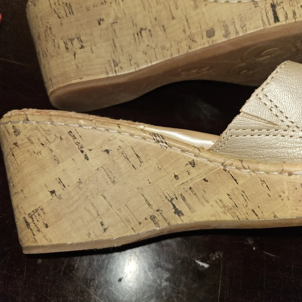 Born Concept Womans Wedge Sandal Size 11